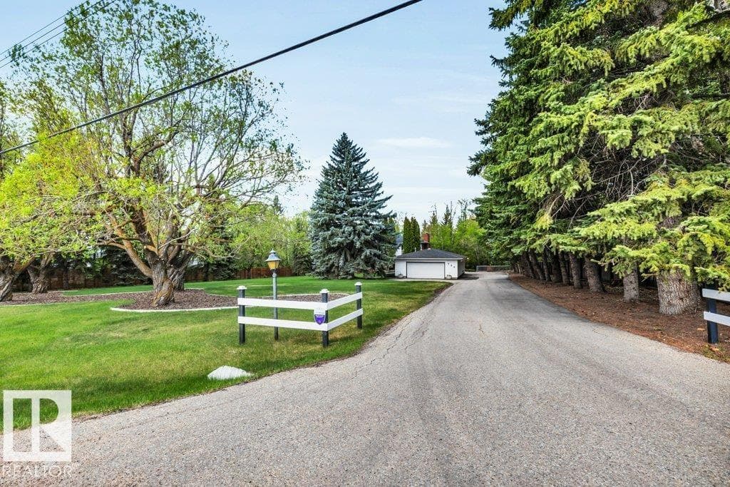 260 Windermere DR NW — photo 3