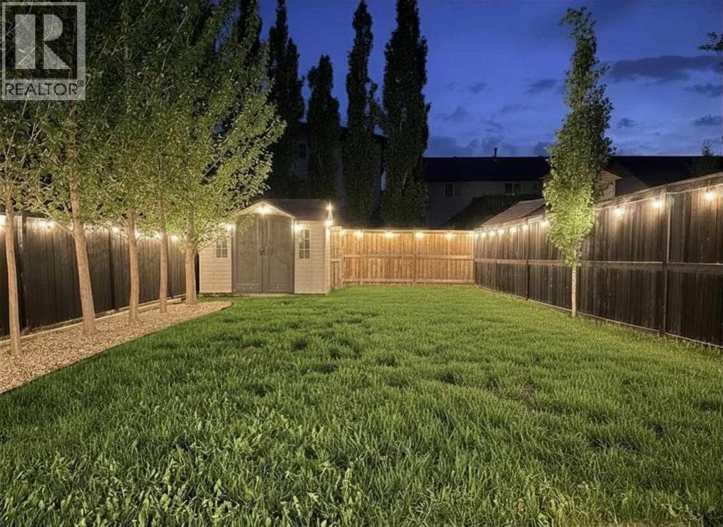 44 Arthur Close — photo 2