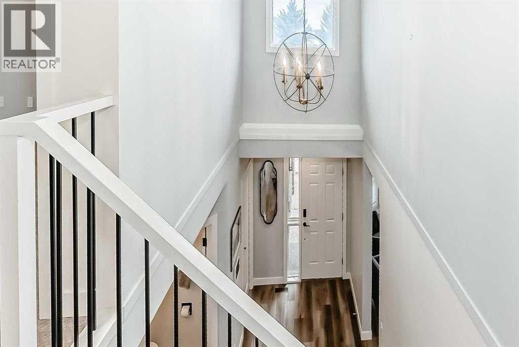 47 Canterbury Court SW — photo 4