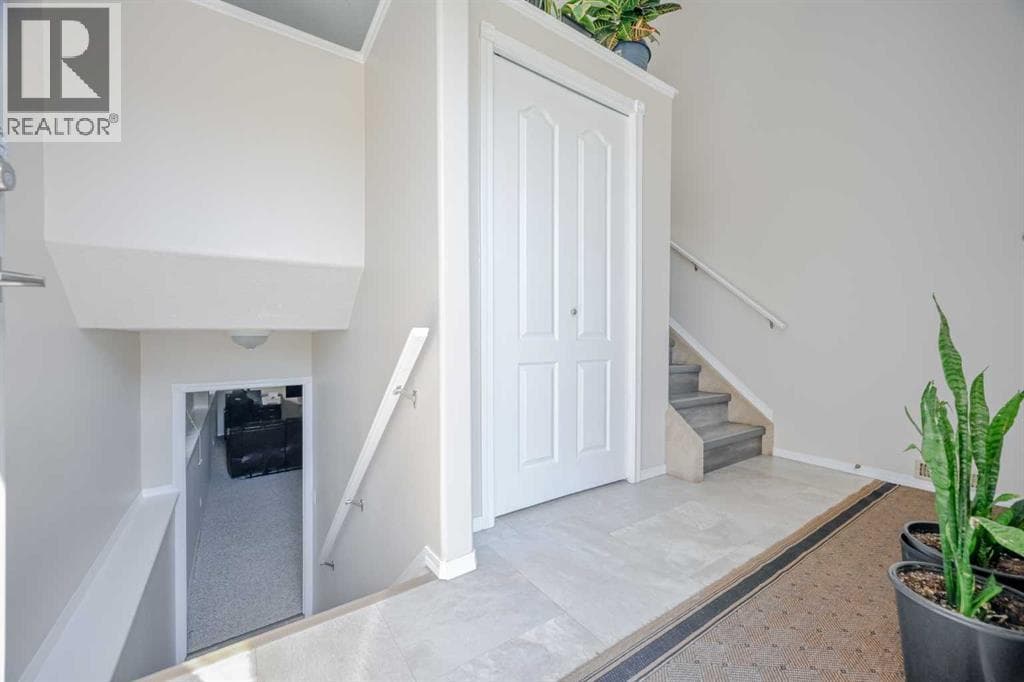10626 Royal Oaks Drive — photo 3