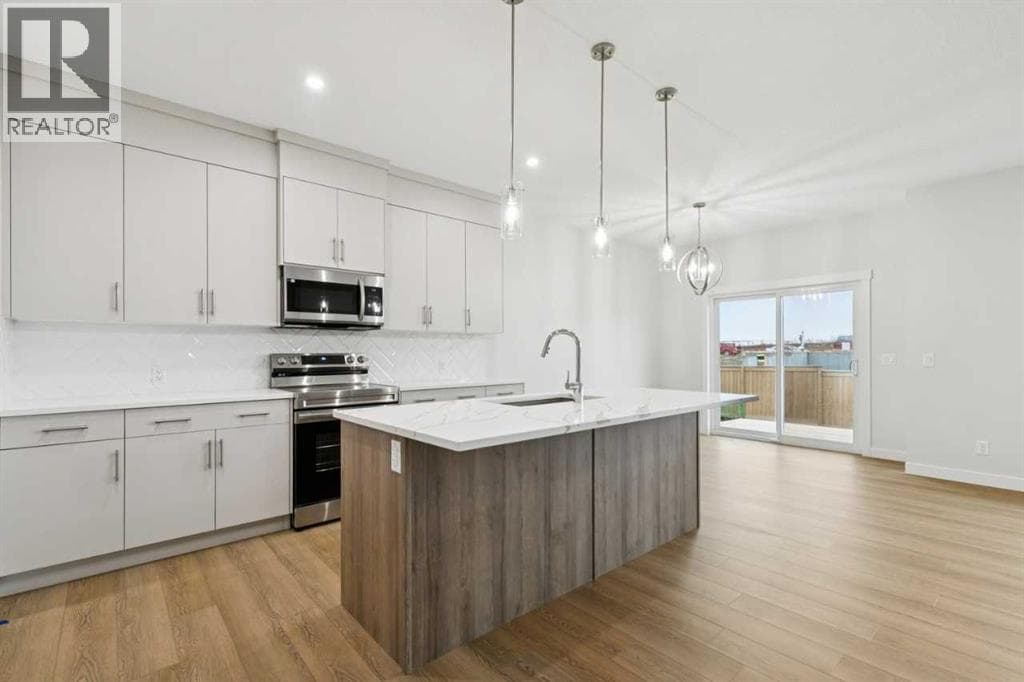 85 Southborough Square — photo 4
