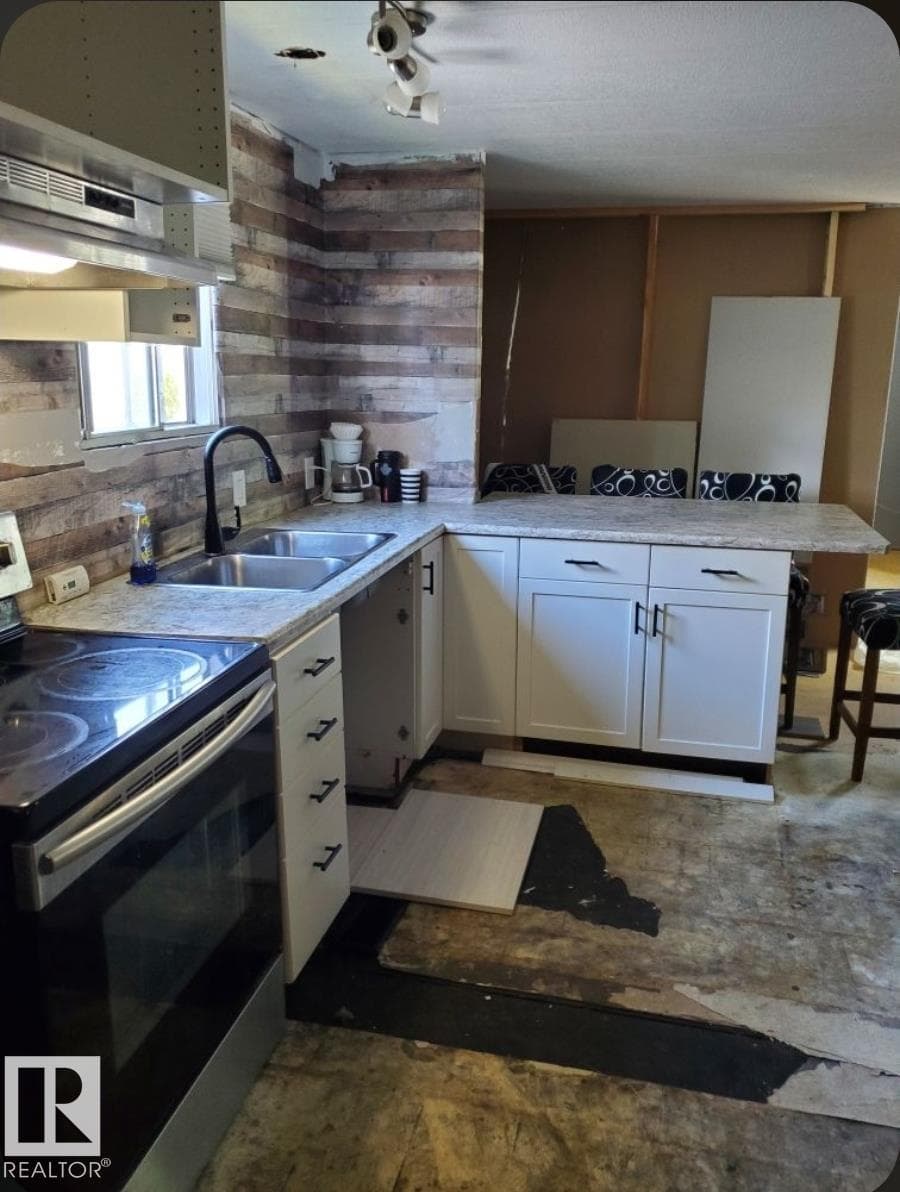 14 Willowdale DR NW — photo 3