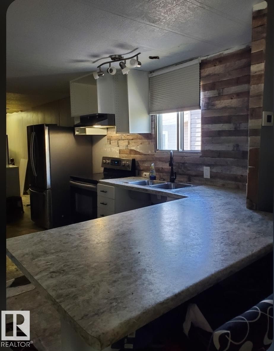14 Willowdale DR NW — photo 5