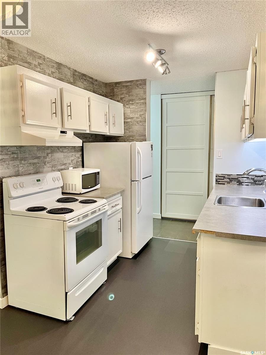 150 207C Tait PLACE — photo 2