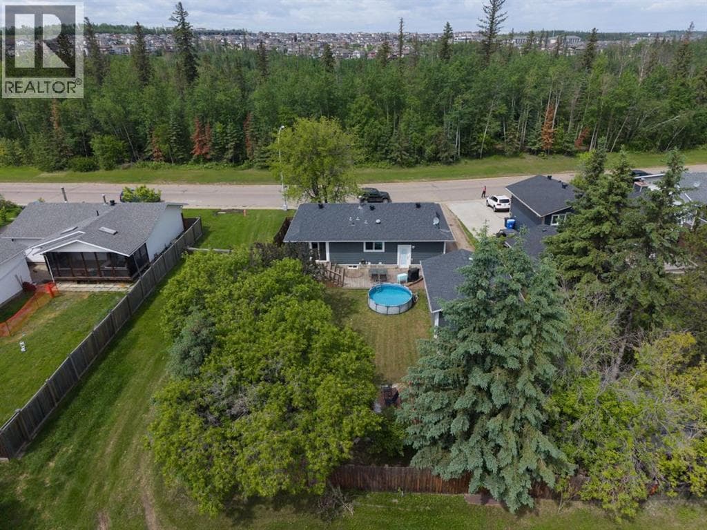 773 Timberline Drive — photo 2