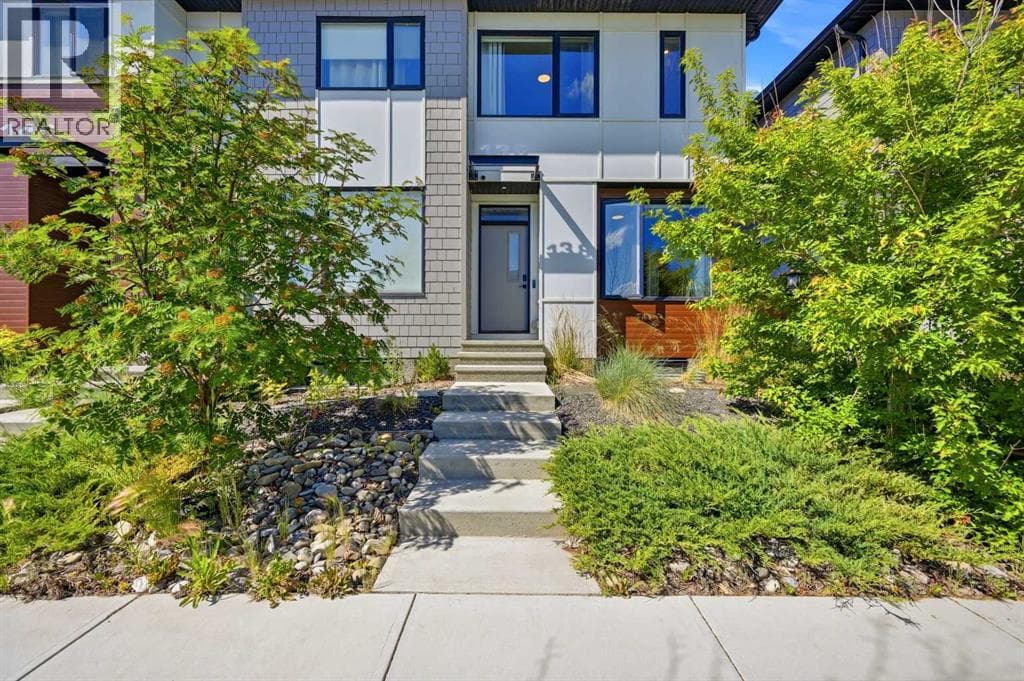 138 Homestead Boulevard NE — photo 5