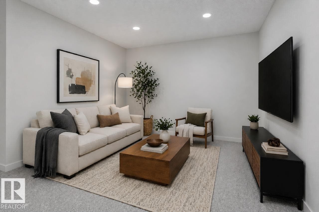 2756 7 AV SW — photo 4