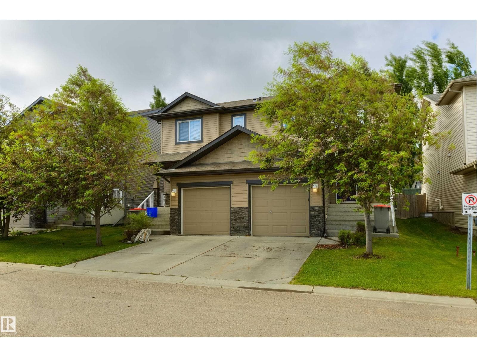 #28 85 SPRUCE VILLAGE DR W