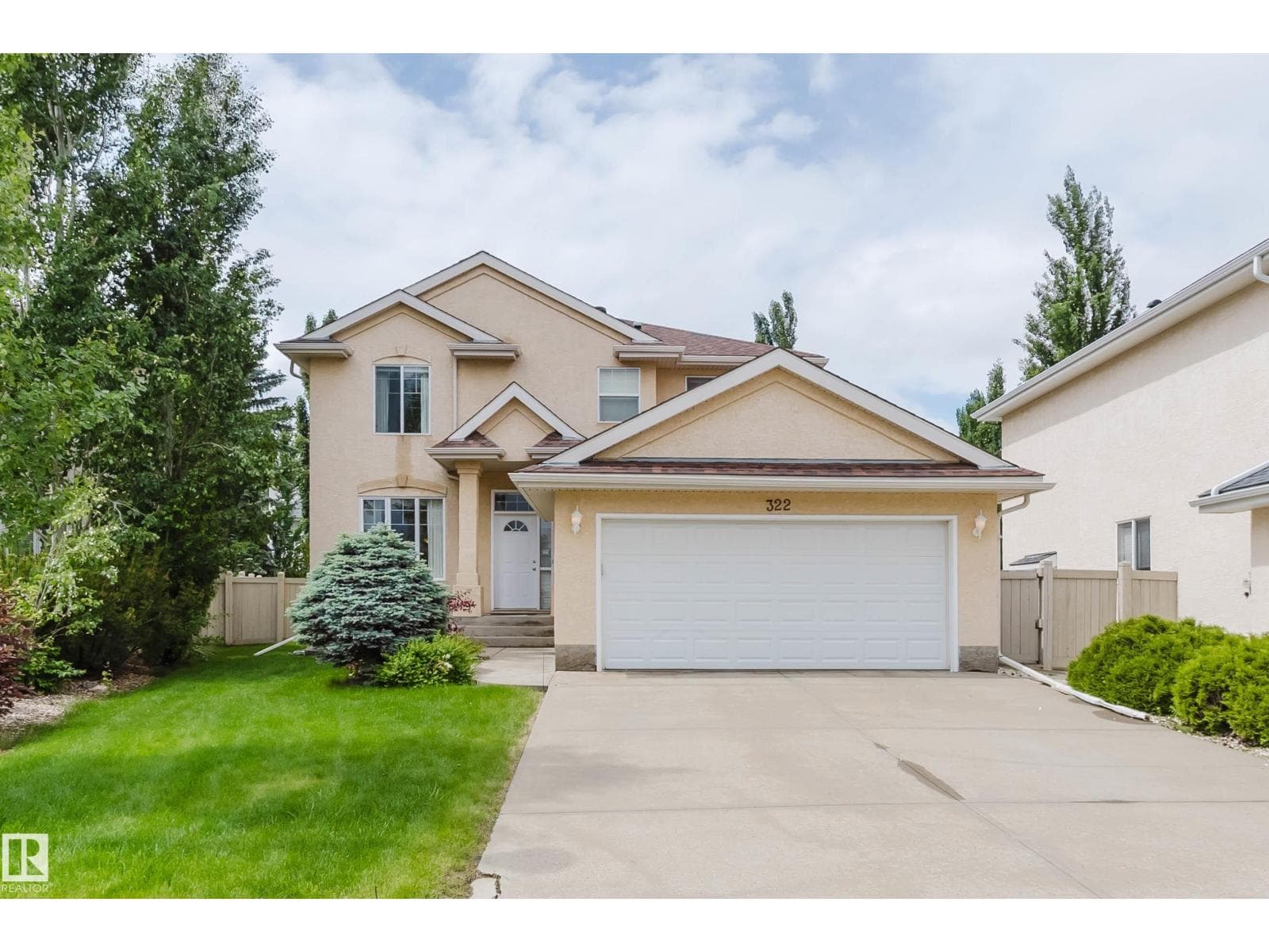 322 LIVINGSTONE CT NW