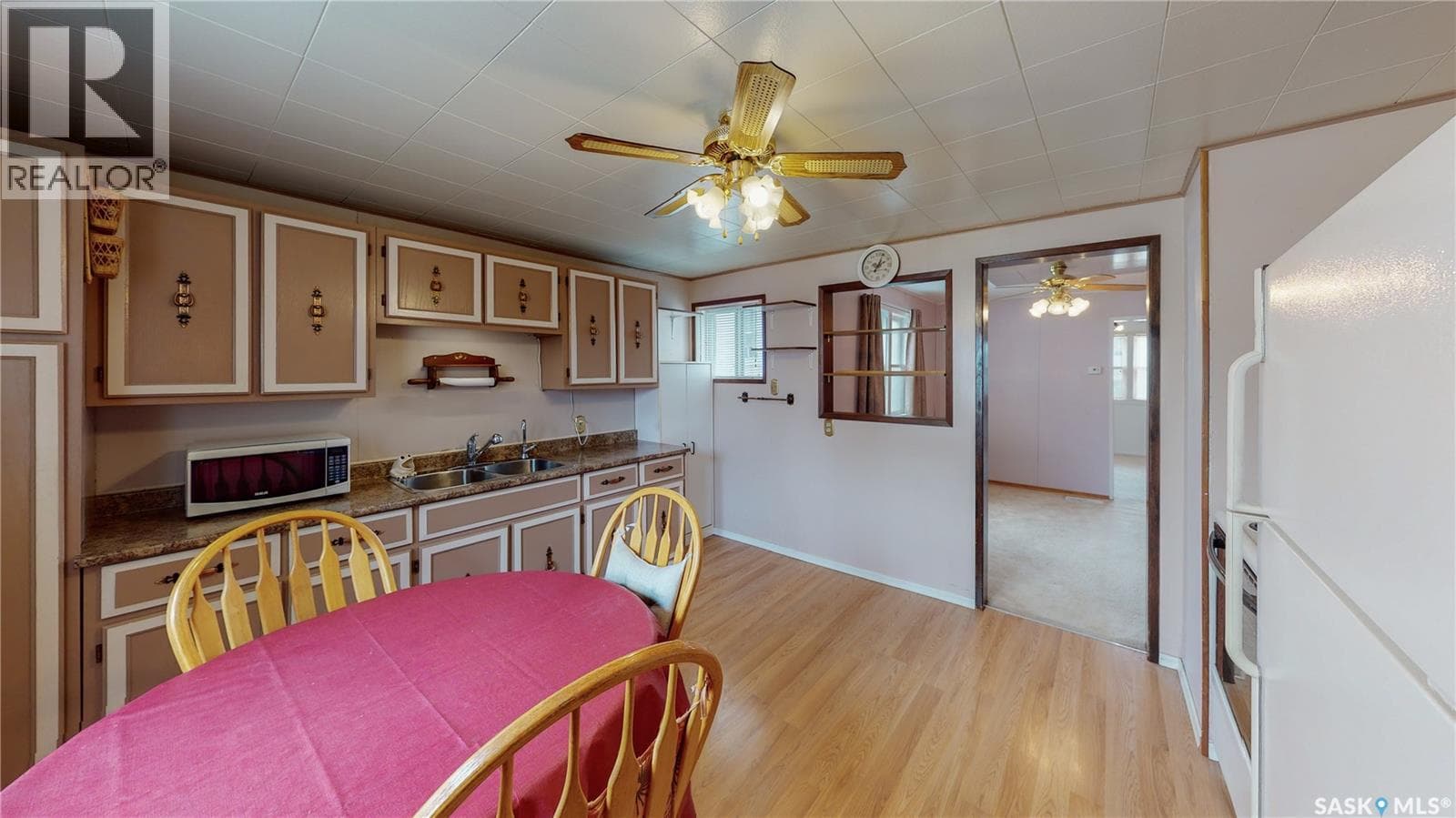 2037 Reynolds STREET — photo 5