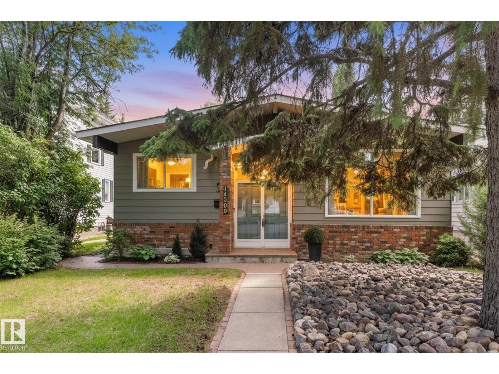 14309 101 AV NW