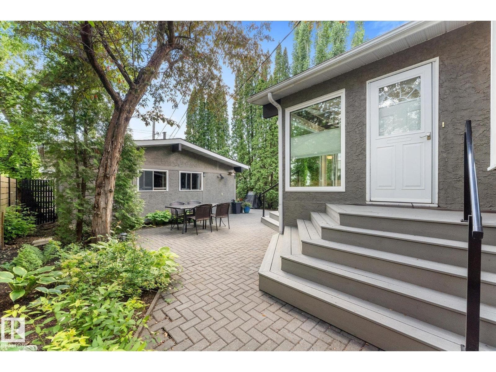 14309 101 AV NW — photo 3
