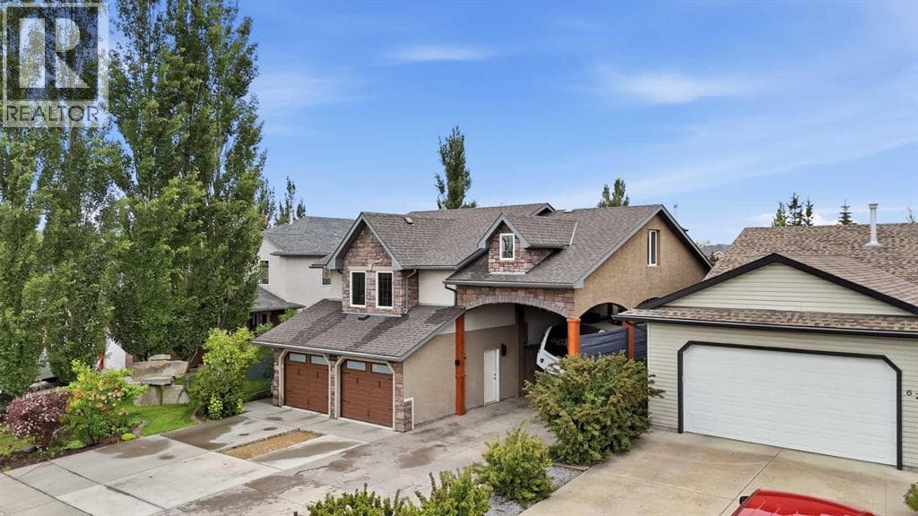 6204 58 Street — photo 2