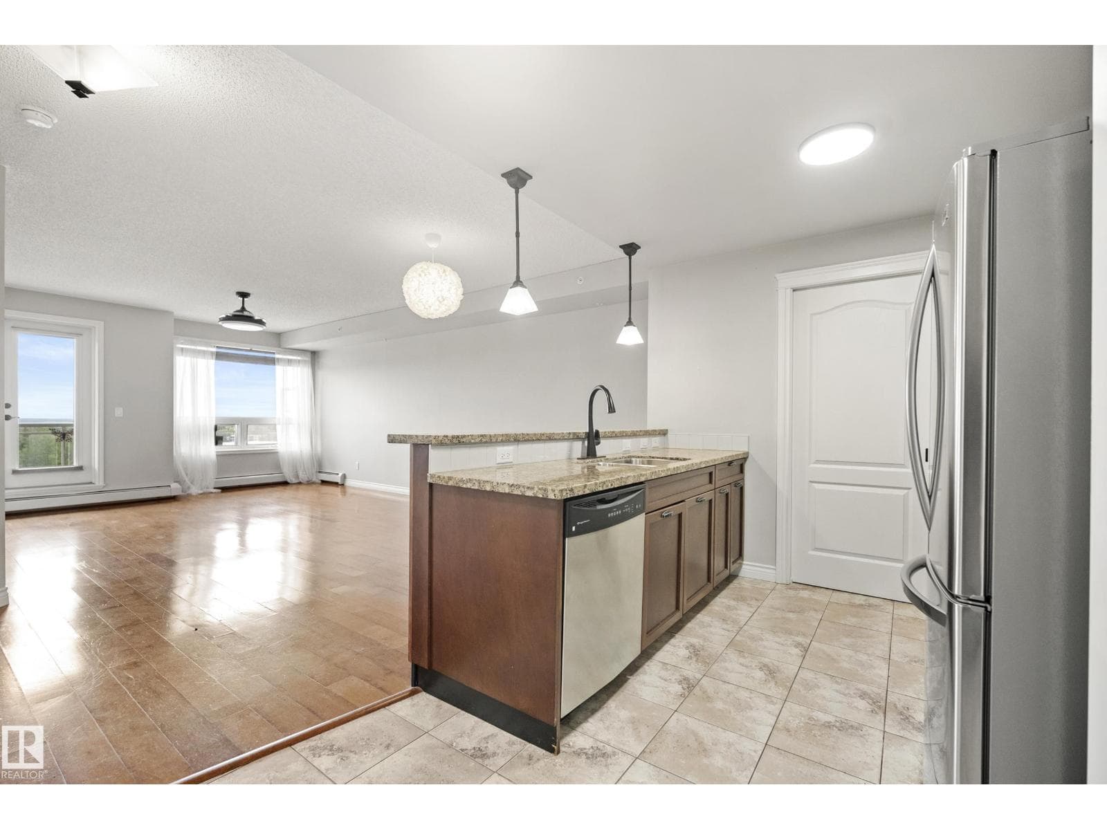 #612 33 Fifth AV — photo 5