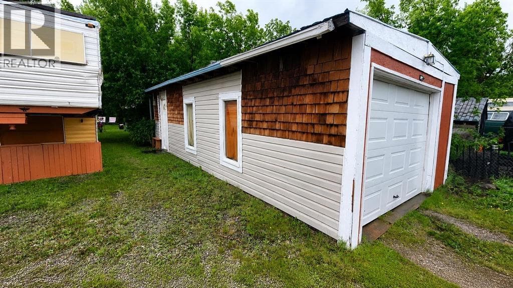214 Gleichen Street — photo 4