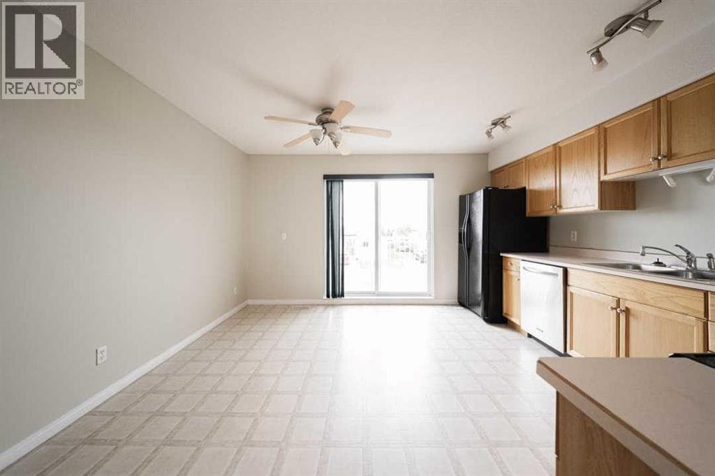 411, 123 Arabian Drive — photo 3