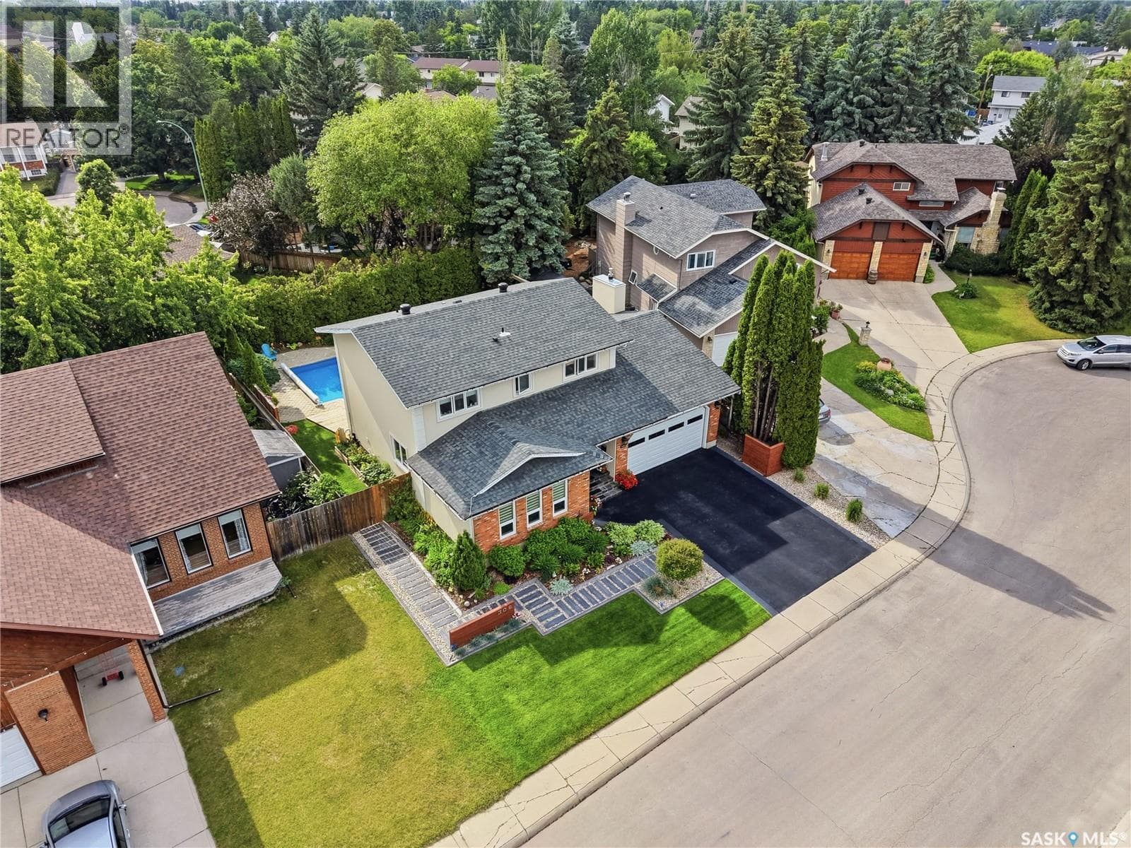 306 Nokomis PLACE