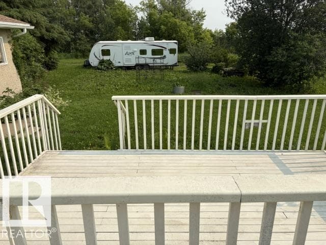 5320 50 ave — photo 3