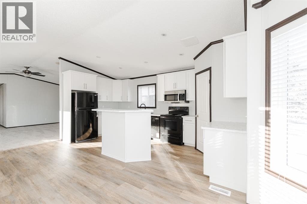 248 Caouette Crescent — photo 5