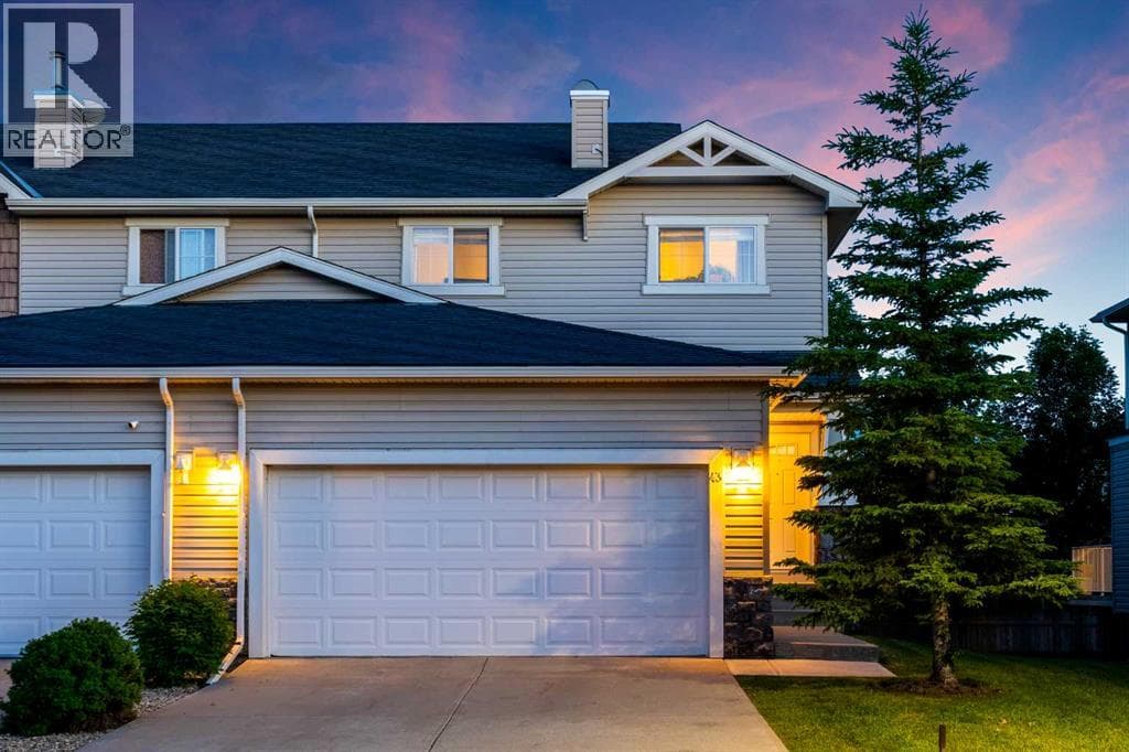 43 Arbours Circle NW