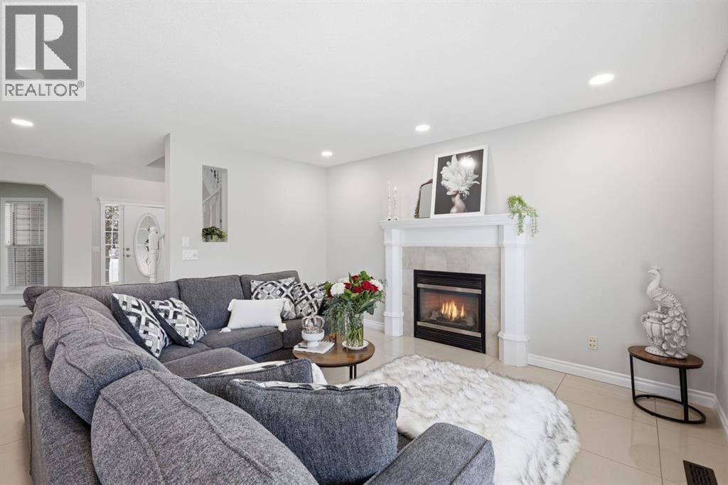 331 MILLVIEW Bay SW — photo 4
