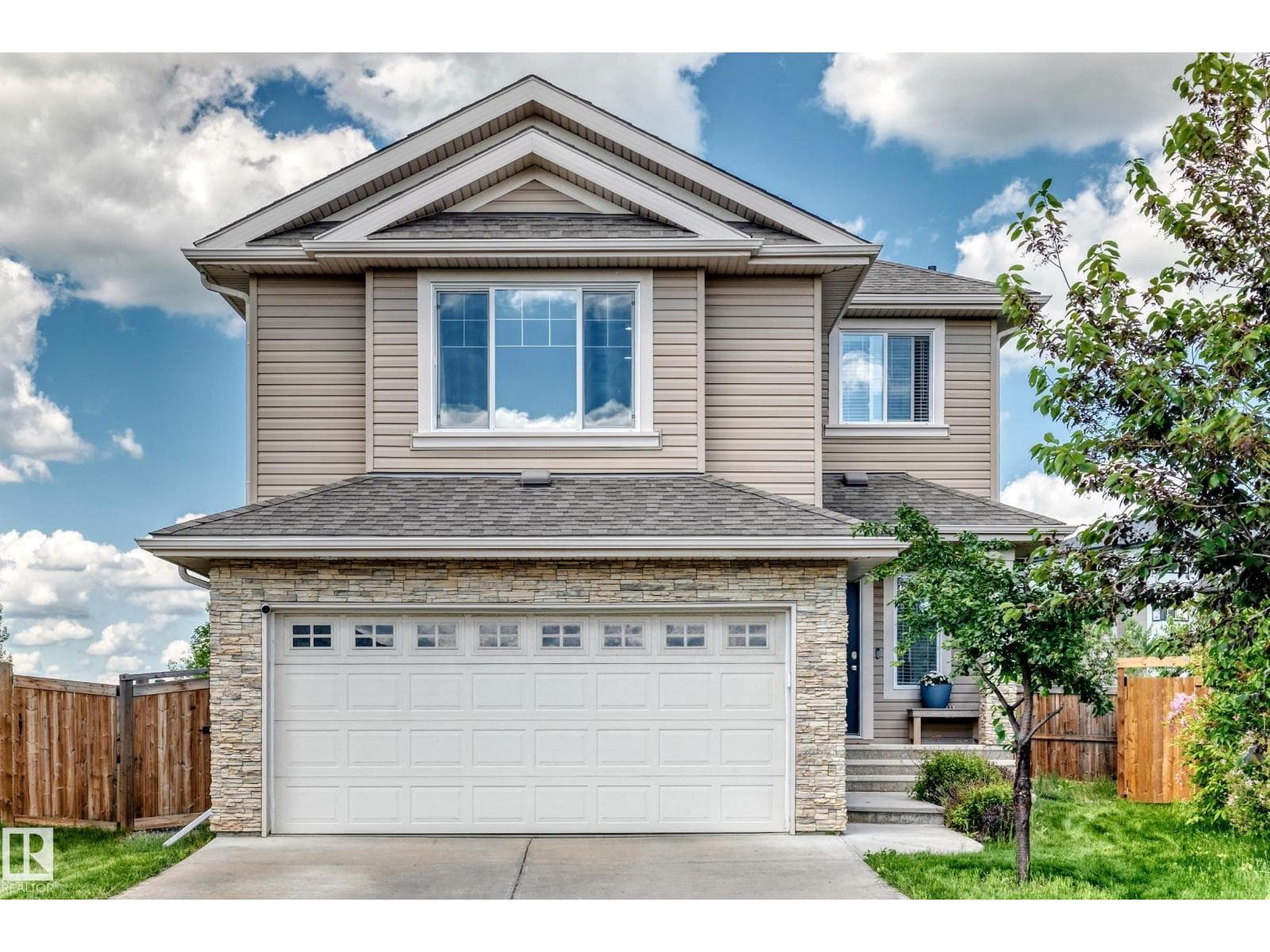 13724 166 AV NW NW