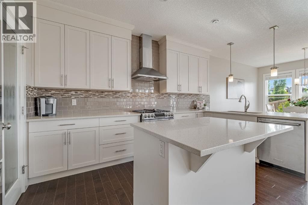 198 Mahogany Passage SE — photo 2