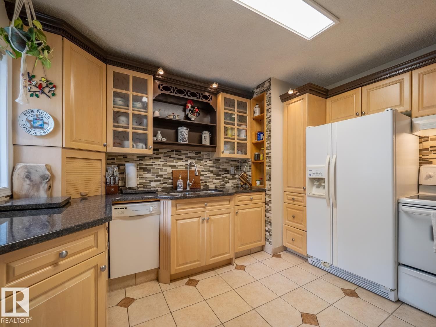 37 SUNNYSIDE CR — photo 5
