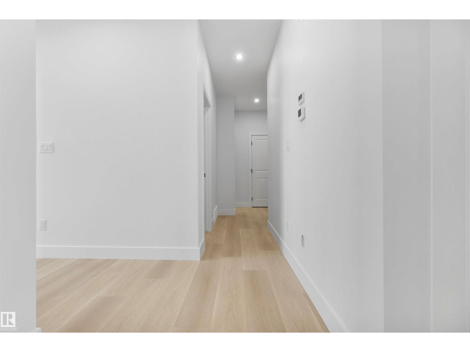 235 CRYSTAL CREEK DR — photo 5