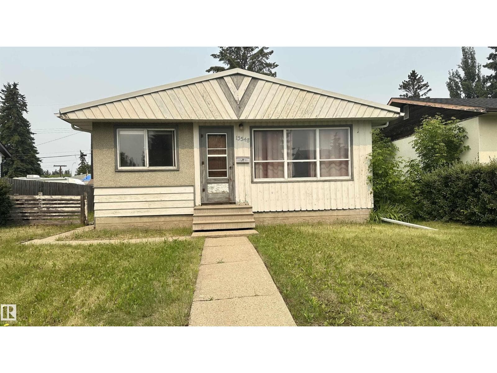 13548 126 ST NW NW
