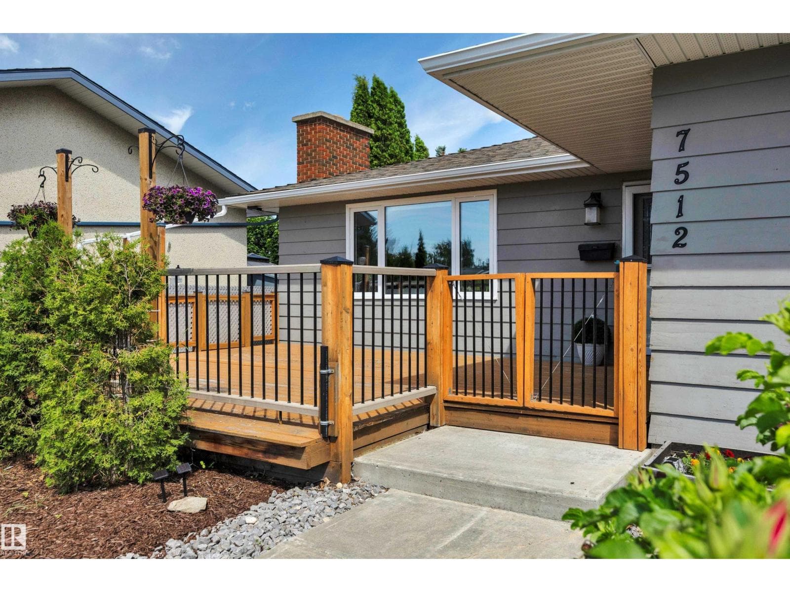 7512 152A AV NW — photo 4