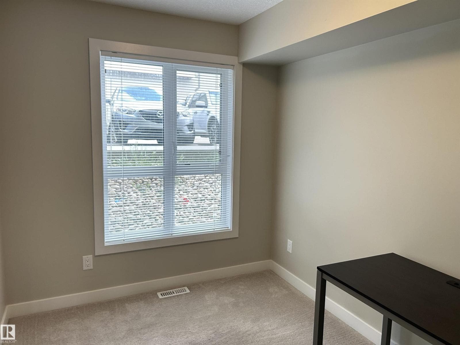 #90 2560 PEGASUS BV NW — photo 5