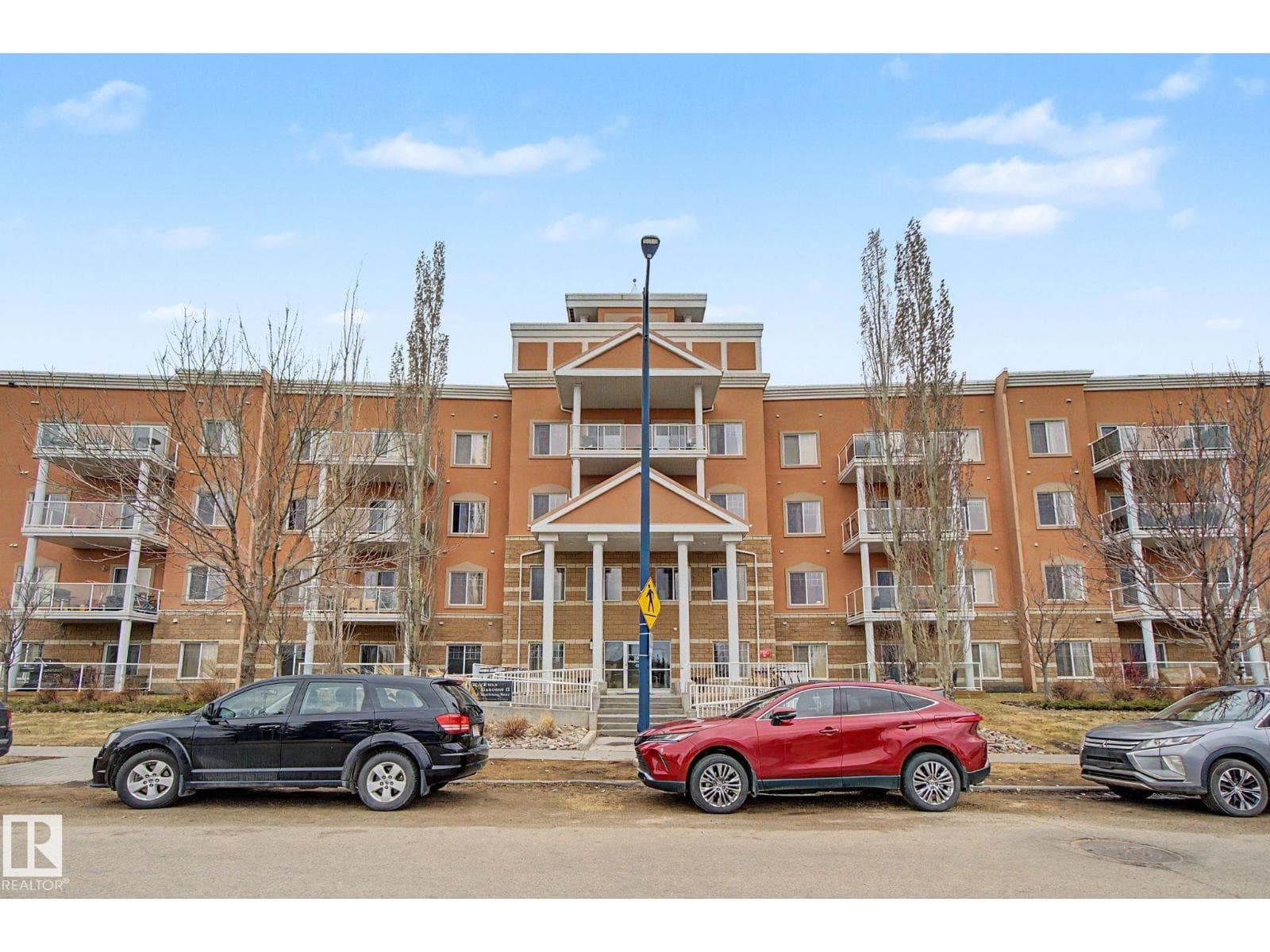 263 MacEwan RD SW — photo 2