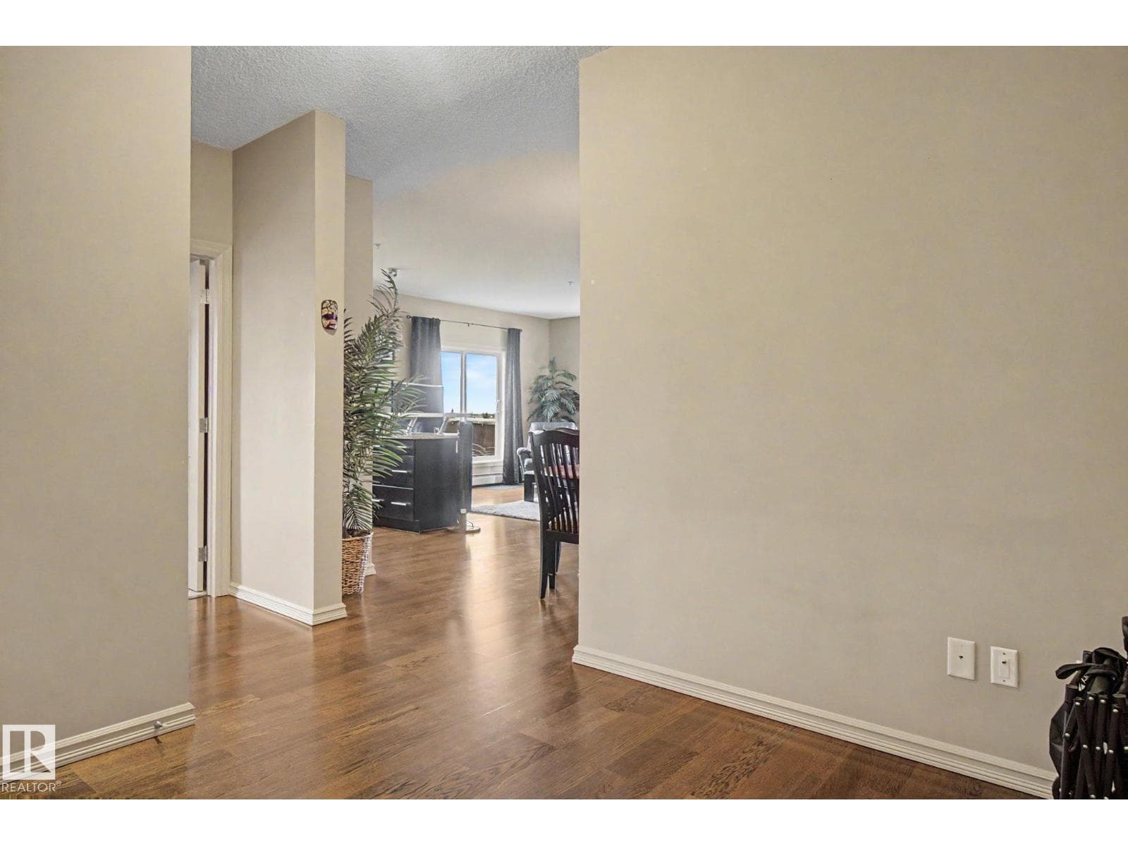 263 MacEwan RD SW — photo 3