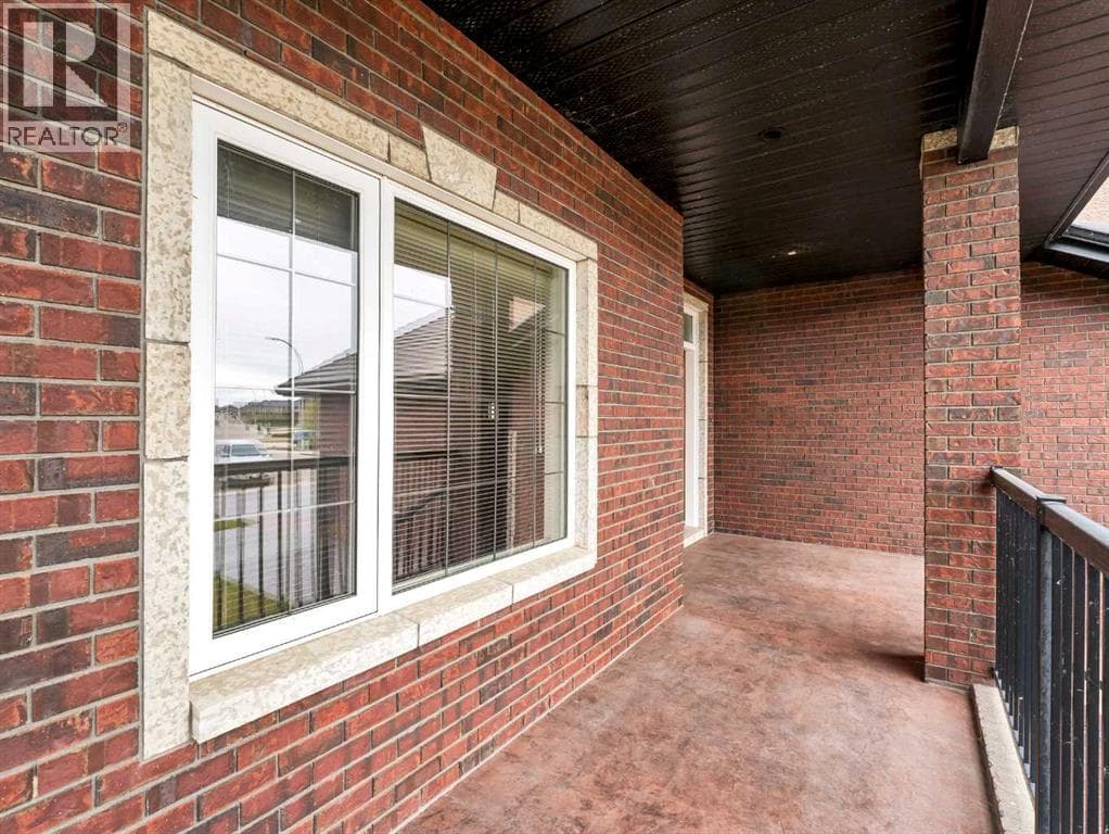 150 Desert Blume Crescent — photo 3