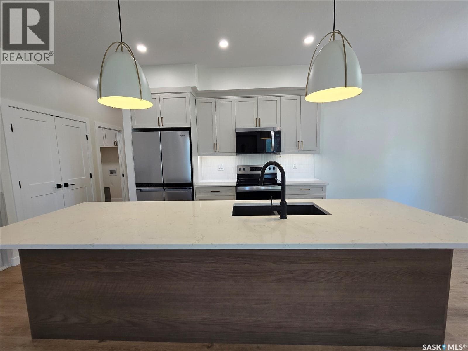 44 KENNEY CRESCENT — photo 5