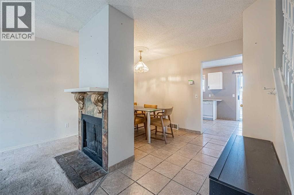 68 Abbeydale Villas NE — photo 3