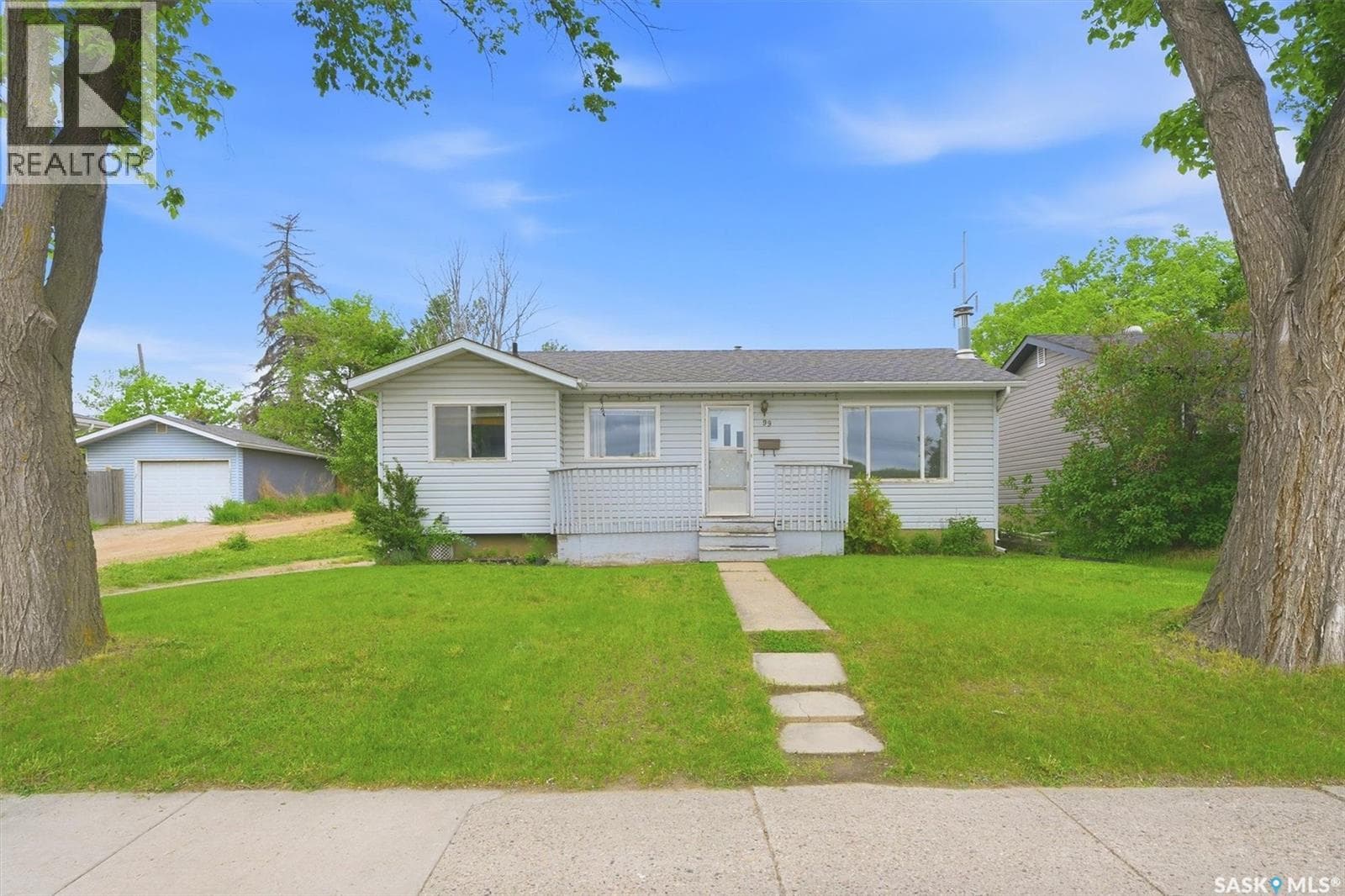 99 Howell AVENUE — photo 3