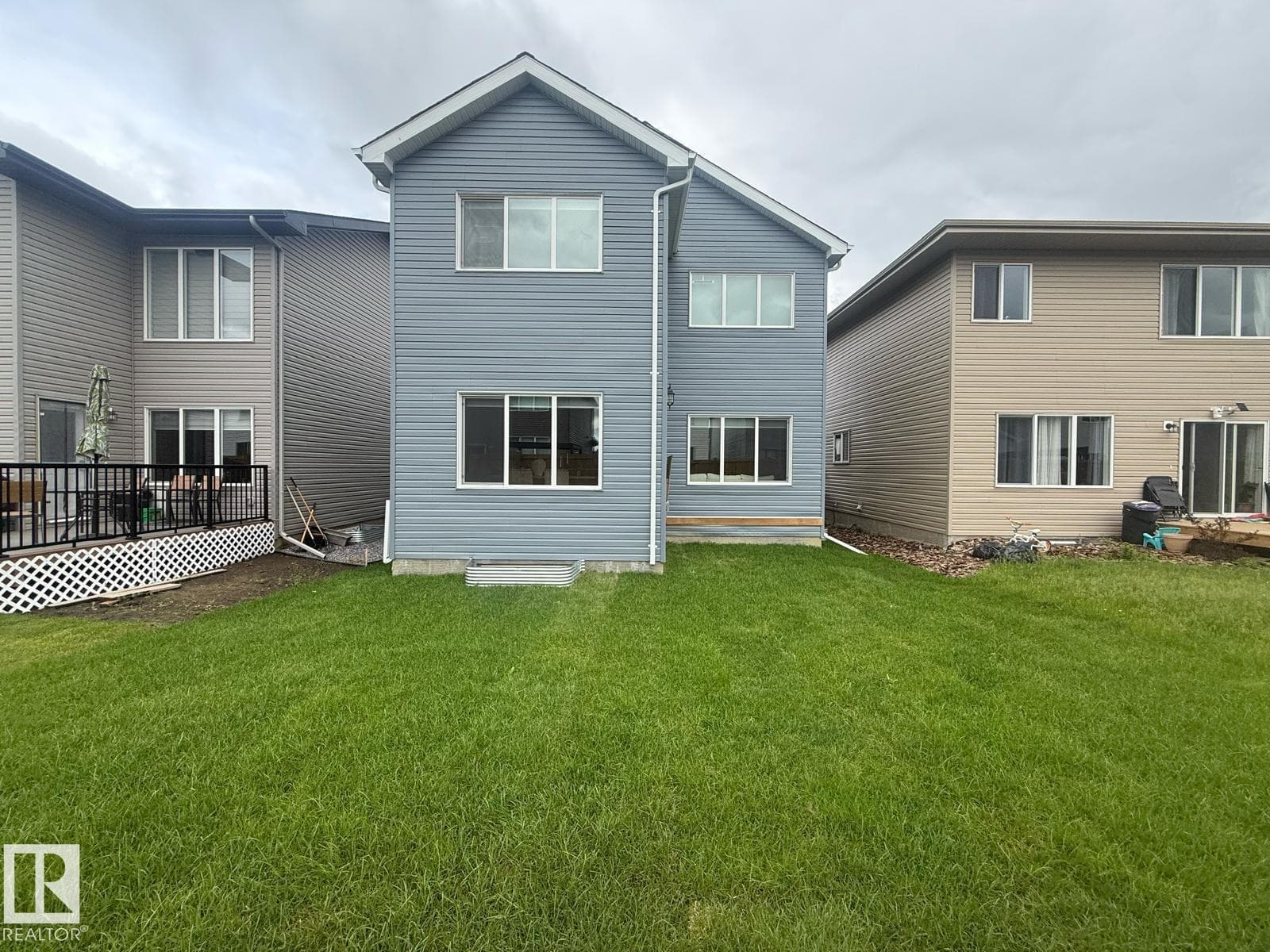 268 GLENRIDDING RAVINE ROAD SW SW — photo 2