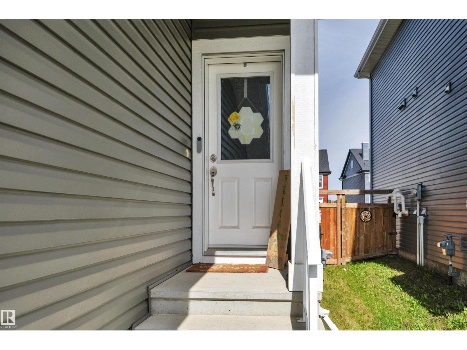 560 STURTZ LI — photo 4