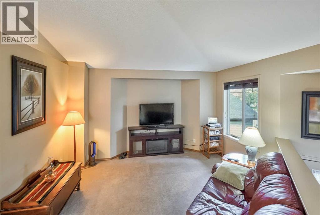236 Covepark Close NE — photo 4
