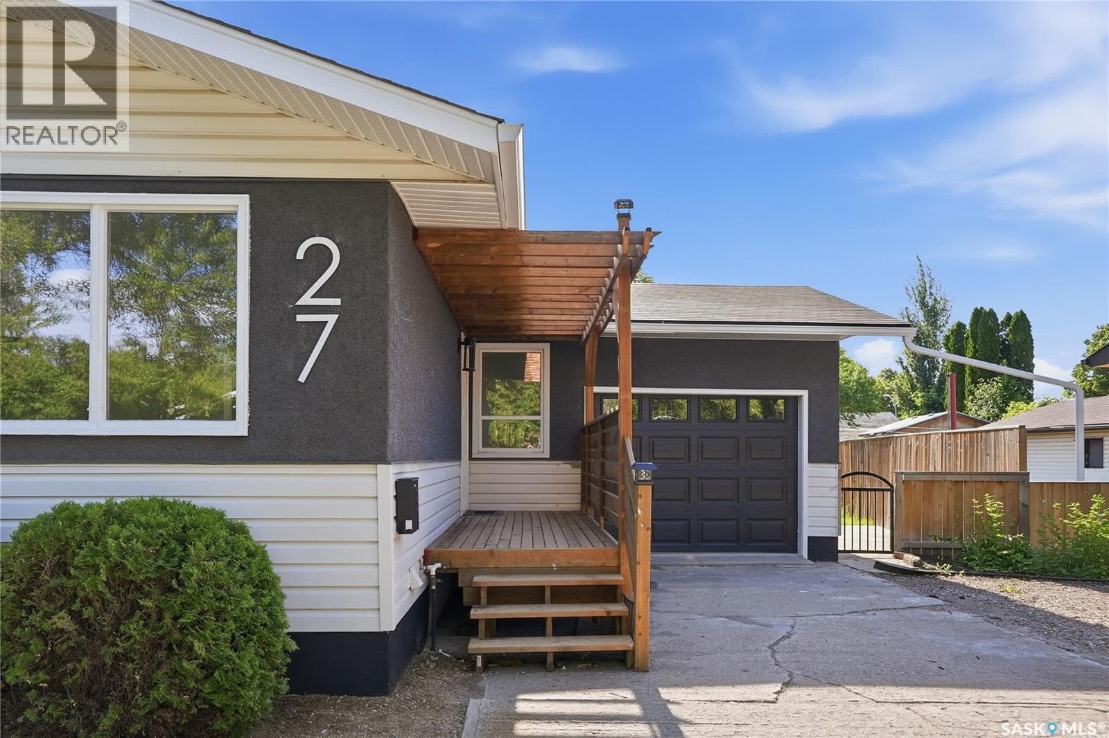 27 Walker CRESCENT — photo 3