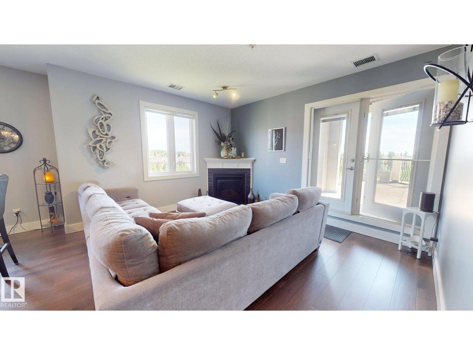 #355 6079 Maynard WY NW — photo 2