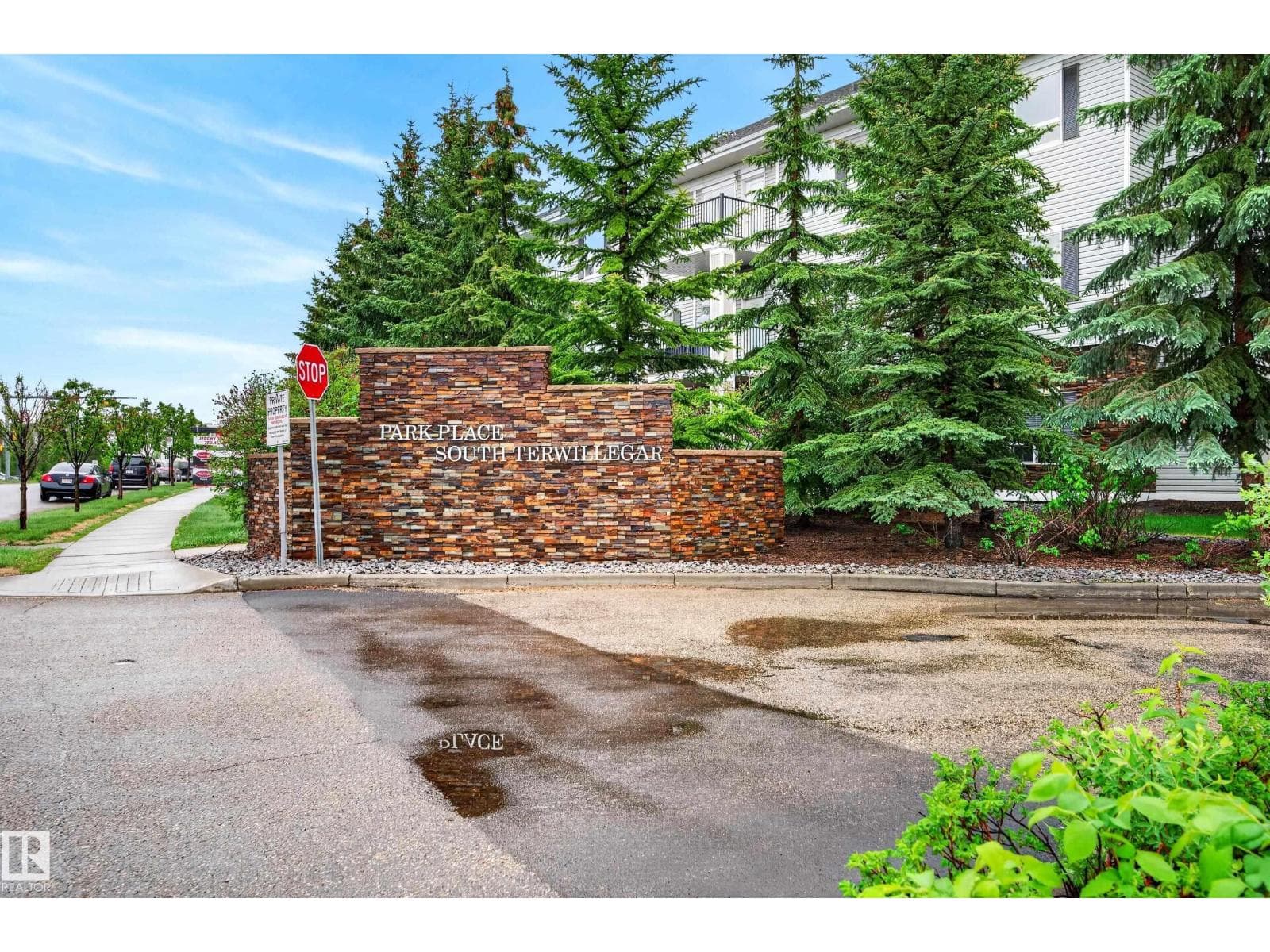 #2402 7343 SOUTH TERWILLEGAR DR NW — photo 2