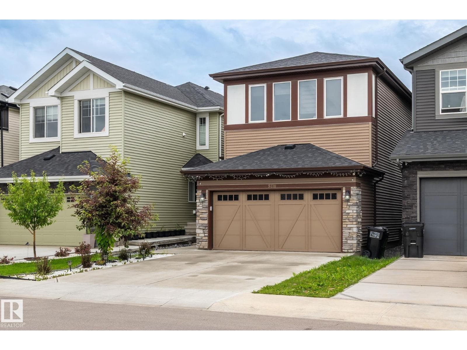 5110 23A ave SW — photo 2
