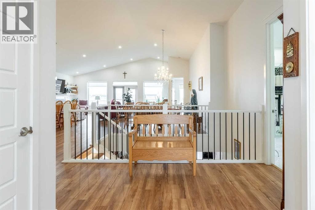 202 Lake Drive — photo 5