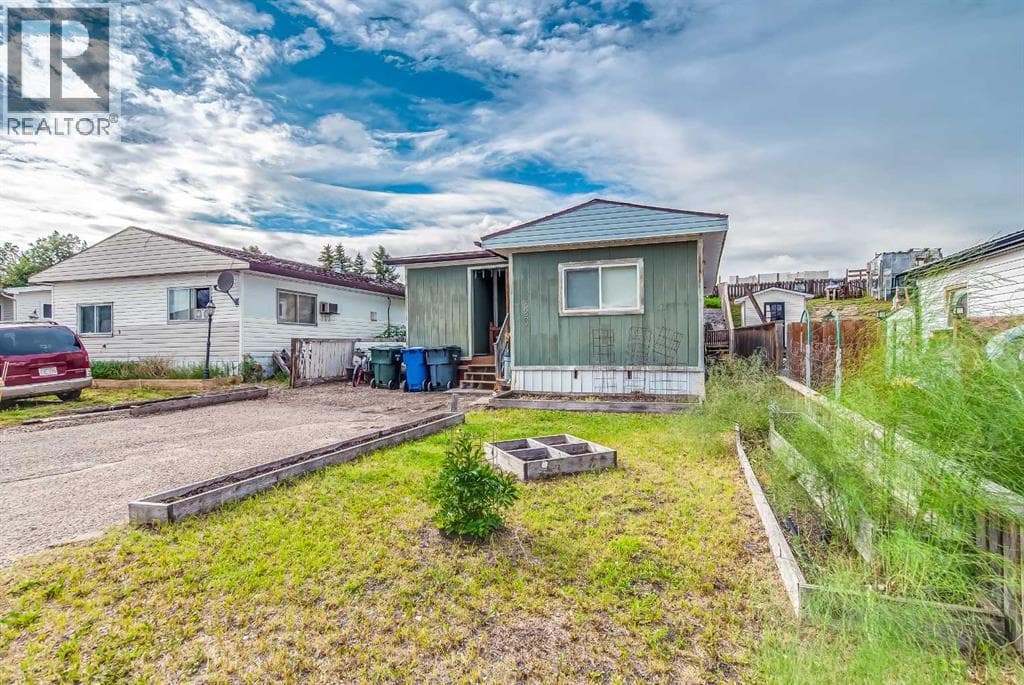 223 Fairchild Street SW — photo 3