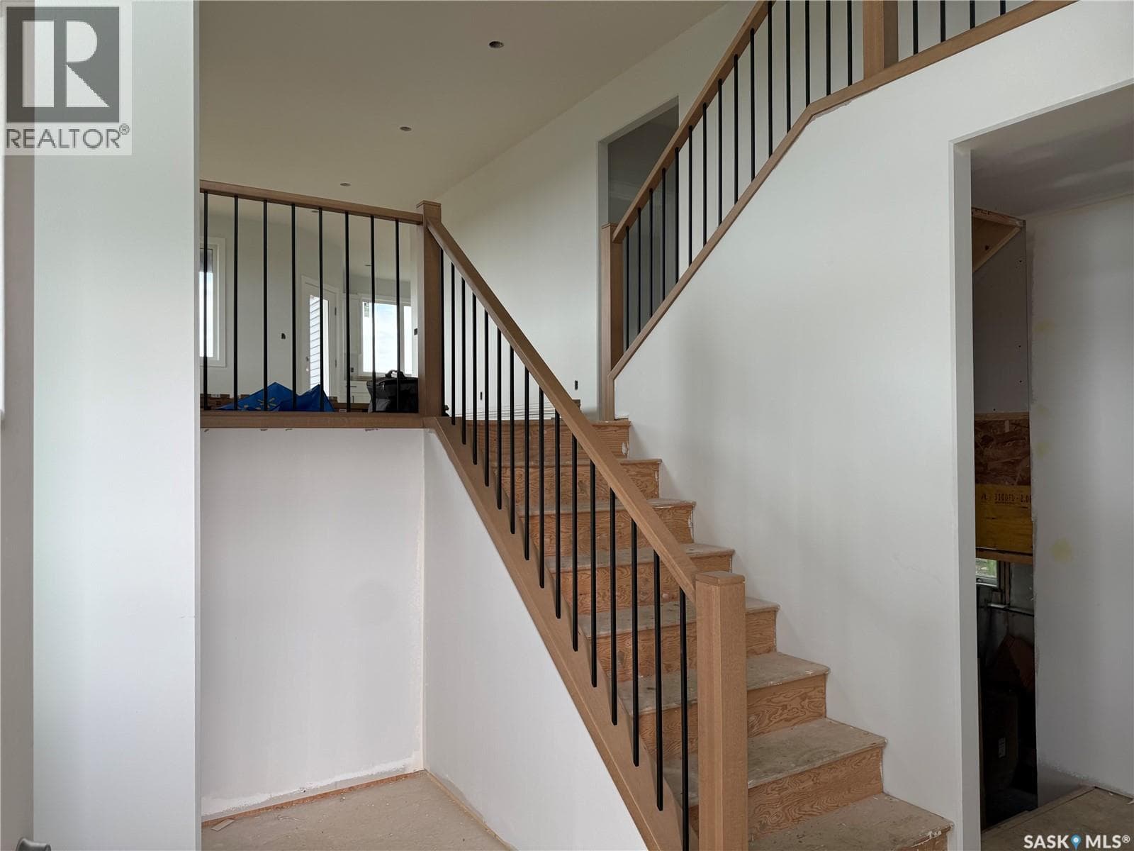 492 Woolf BEND — photo 5