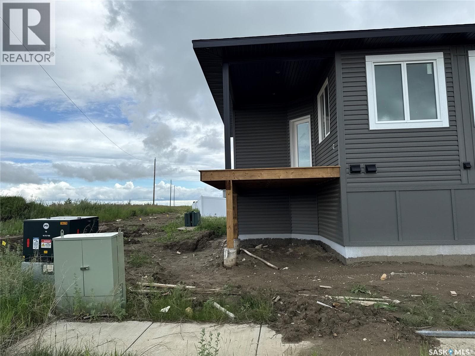 492 Woolf BEND — photo 4
