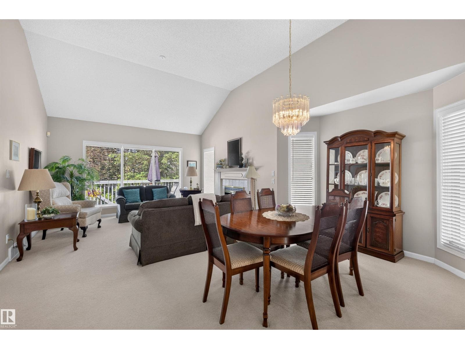 1044 CARTER CREST RD NW — photo 3